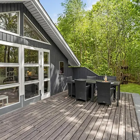 3 Bedroom Stunning In *