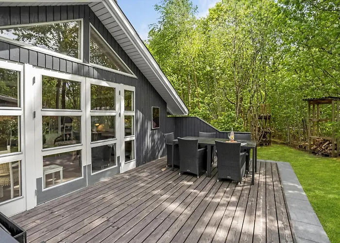 3 Bedroom Stunning In *