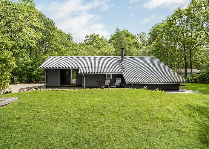 3 Bedroom Stunning In *